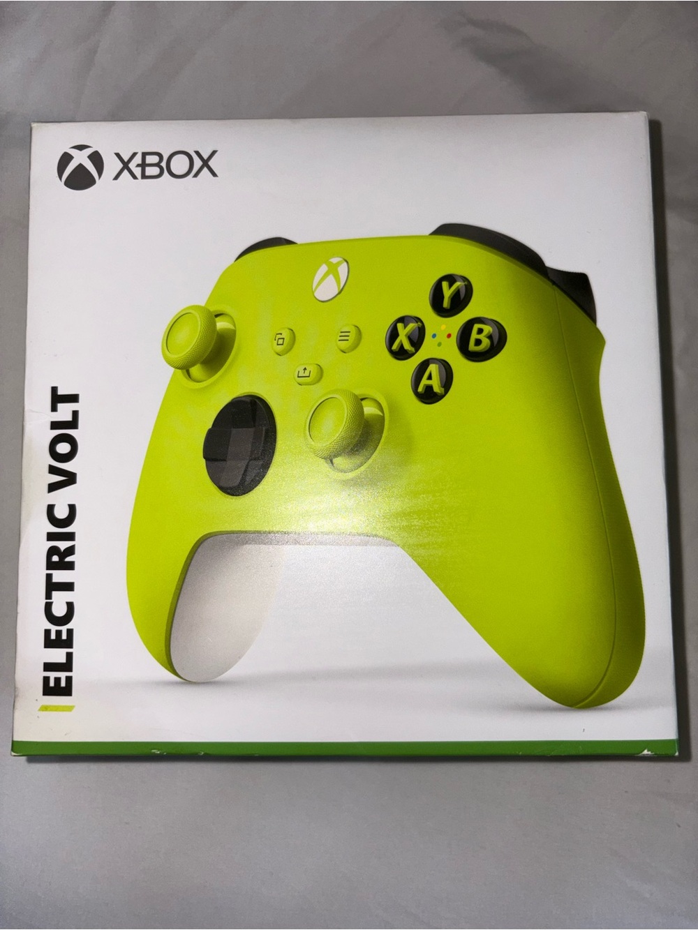 Microsoft Xbox Wireless Controller in Electric Volt